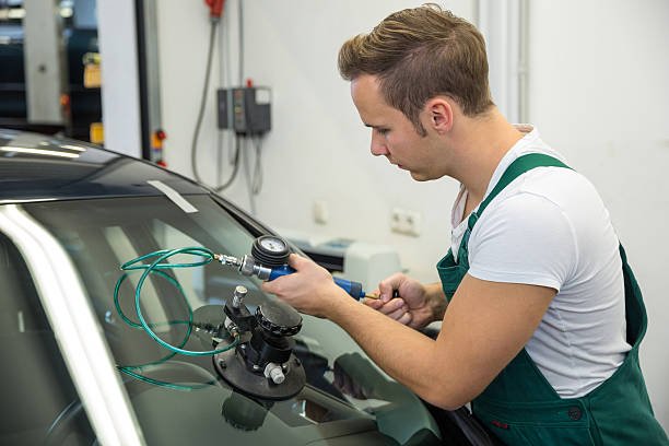 Trusted Windshield Repair and Replacement in Newport Beach: Costa Mesa Mobile Auto Glass